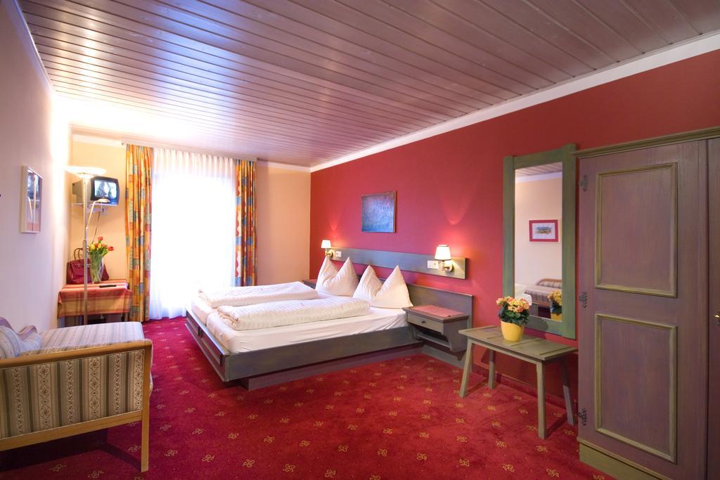 Hotel Aloisia, Hotel Garni Mariapfarr Oda fotoğraf